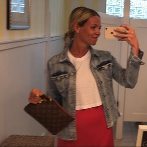 Meet your Posher, Caroline